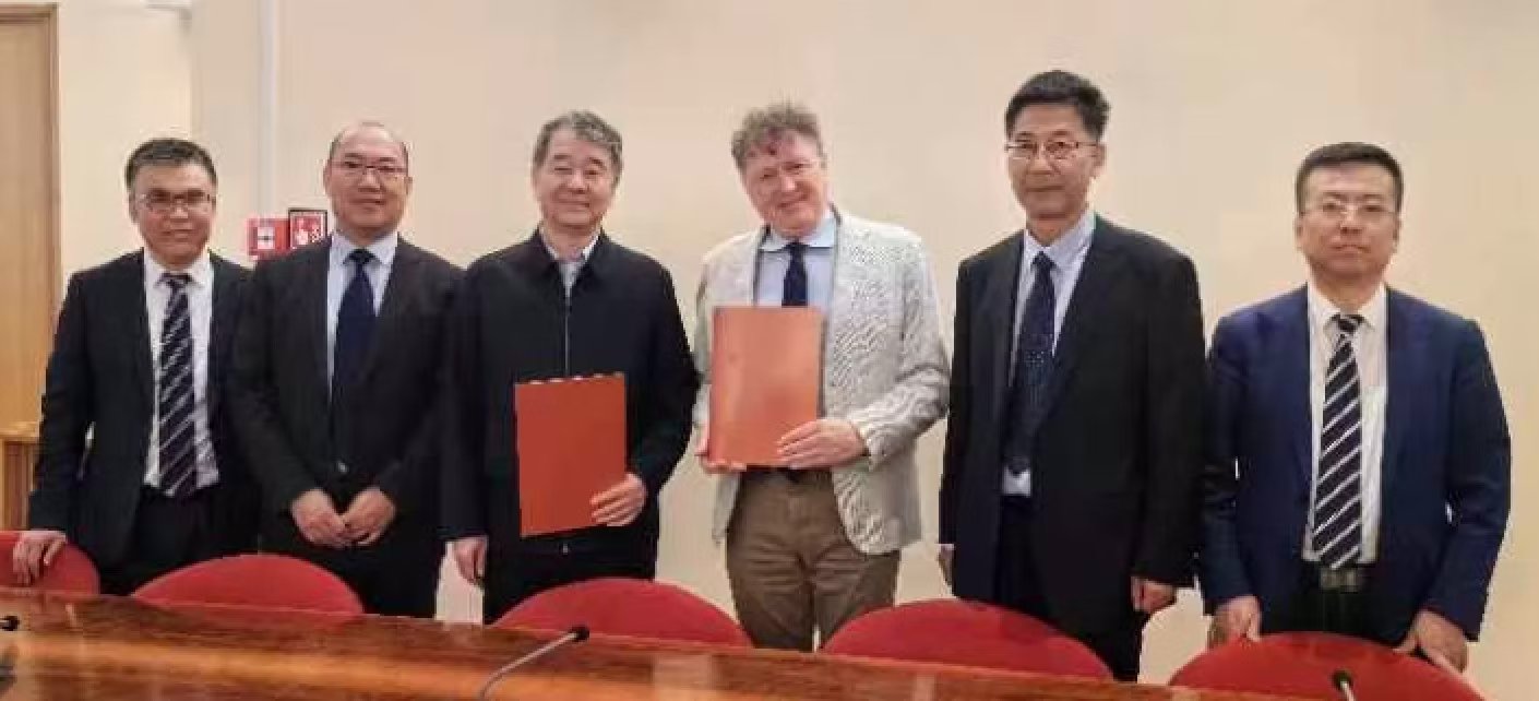 Discussion between Lanzhou University and IUC representatives about future cooperation
